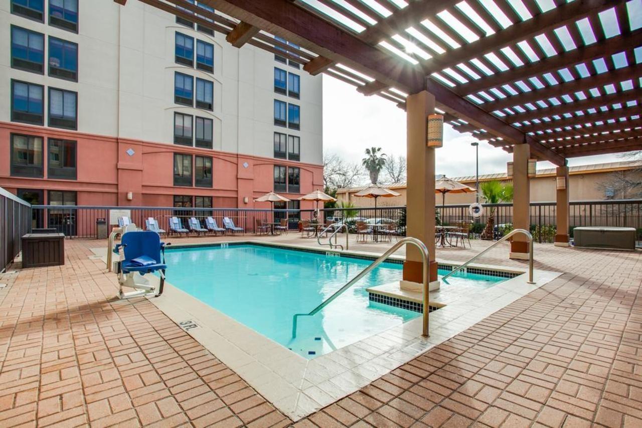 Hampton Inn San Antonio Downtown Εξωτερικό φωτογραφία